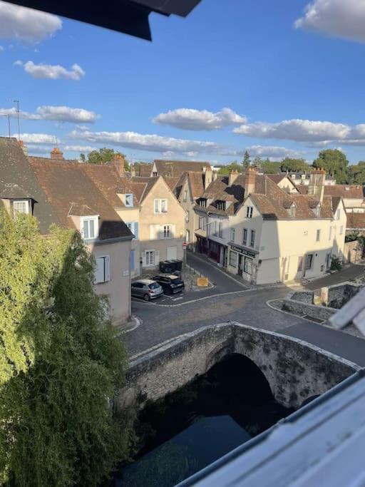 Duplex Bord De L'eure - Parking Inclus - Jolie Vue Sur La Cathedrale * Chartres